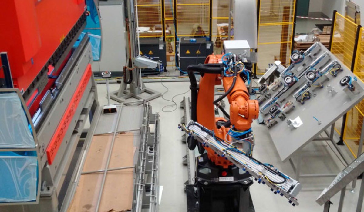 Area piegatura impianto lavorazione condotti bare