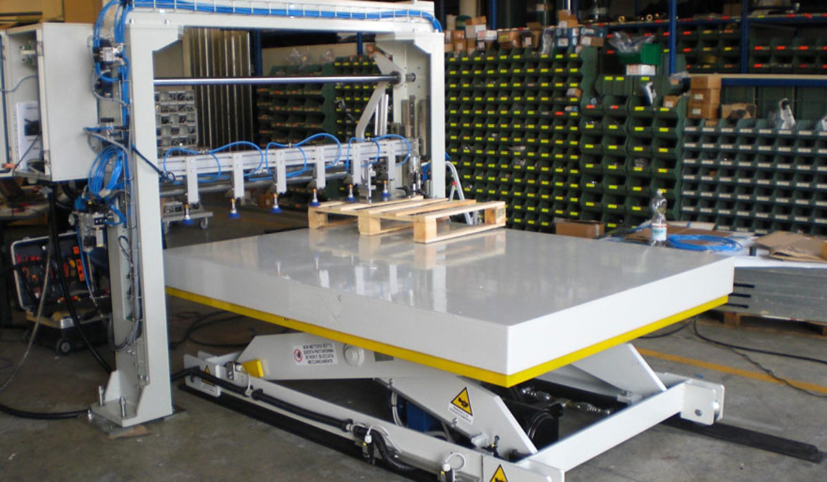 Caricatore cartesiano pannellatrice