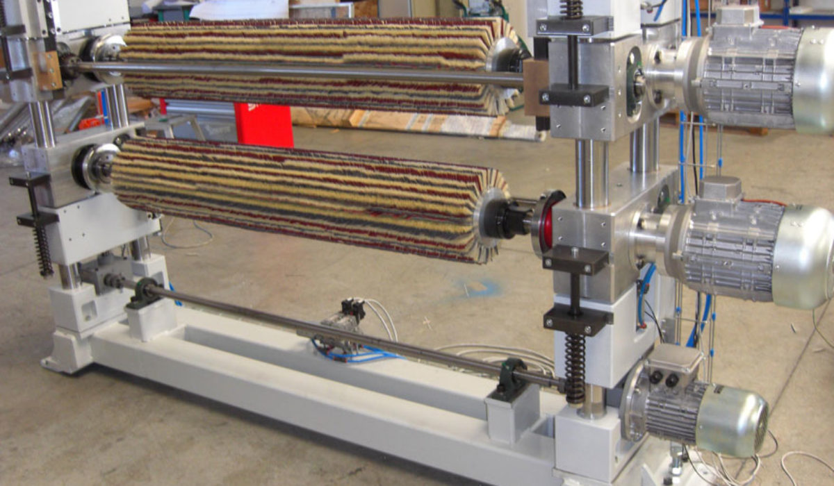 Spazzolatrice pannelli 2